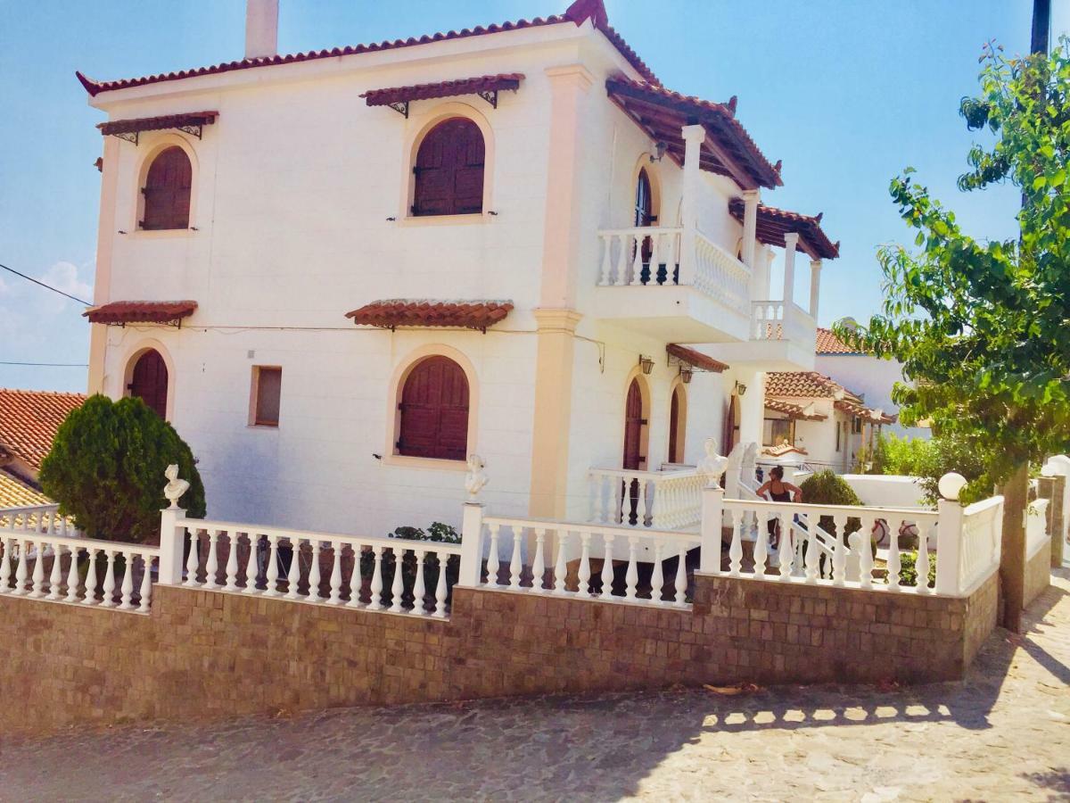 Seaside Apartment Koróni Екстериор снимка